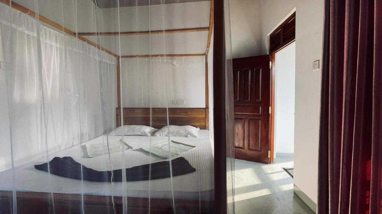Rituale Guest House - Surf Yoga&Massage Mirissa Esterno foto