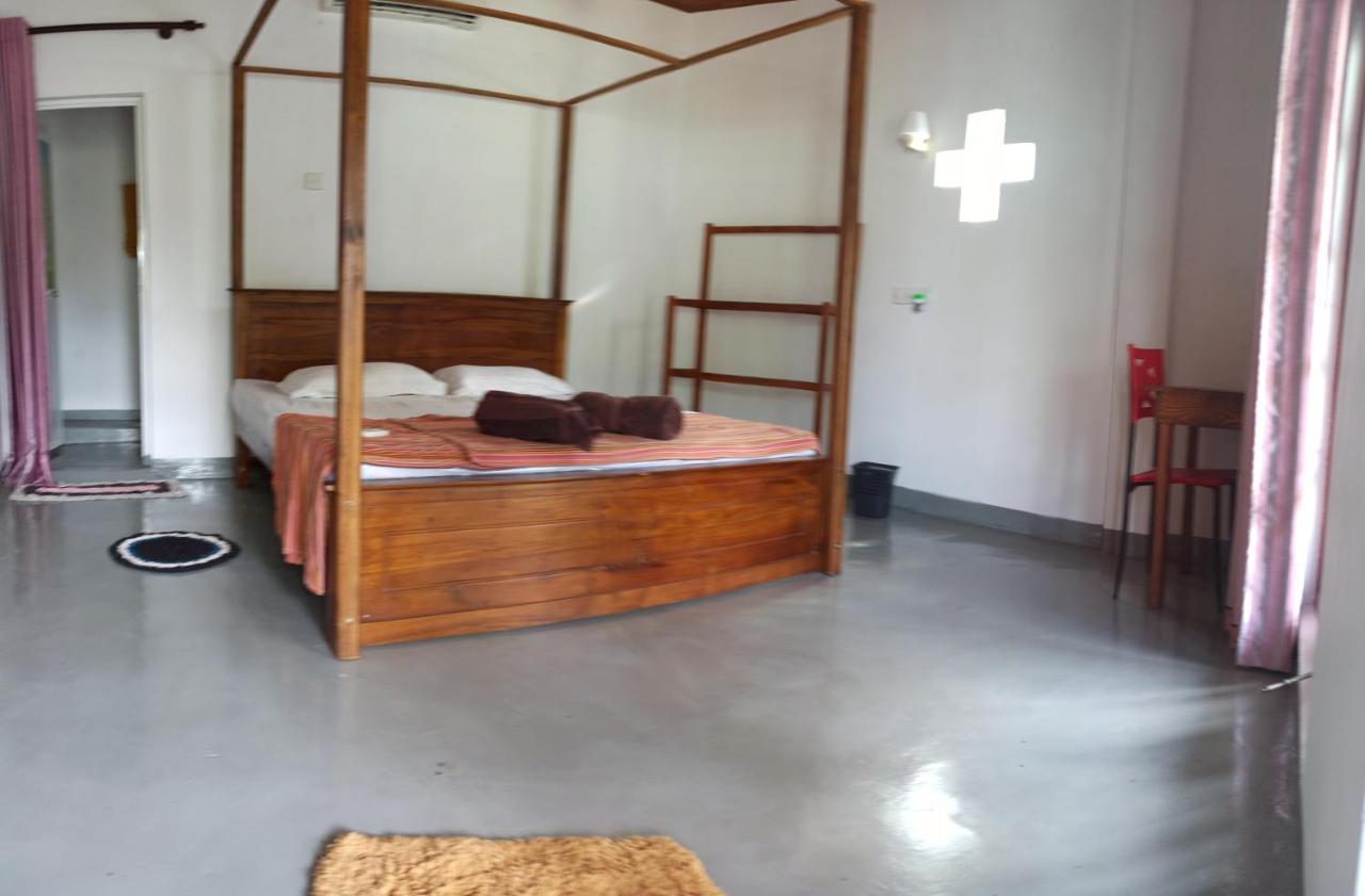 Rituale Guest House - Surf Yoga&Massage Mirissa Esterno foto