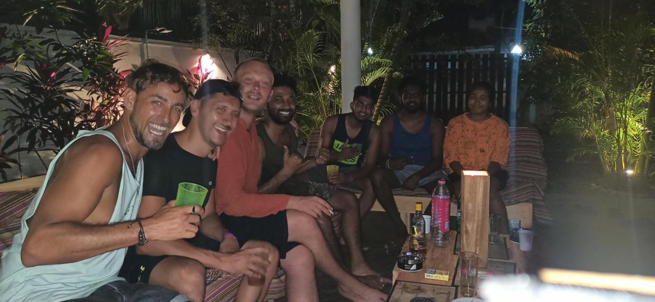 Rituale Guest House - Surf Yoga&Massage Mirissa Esterno foto