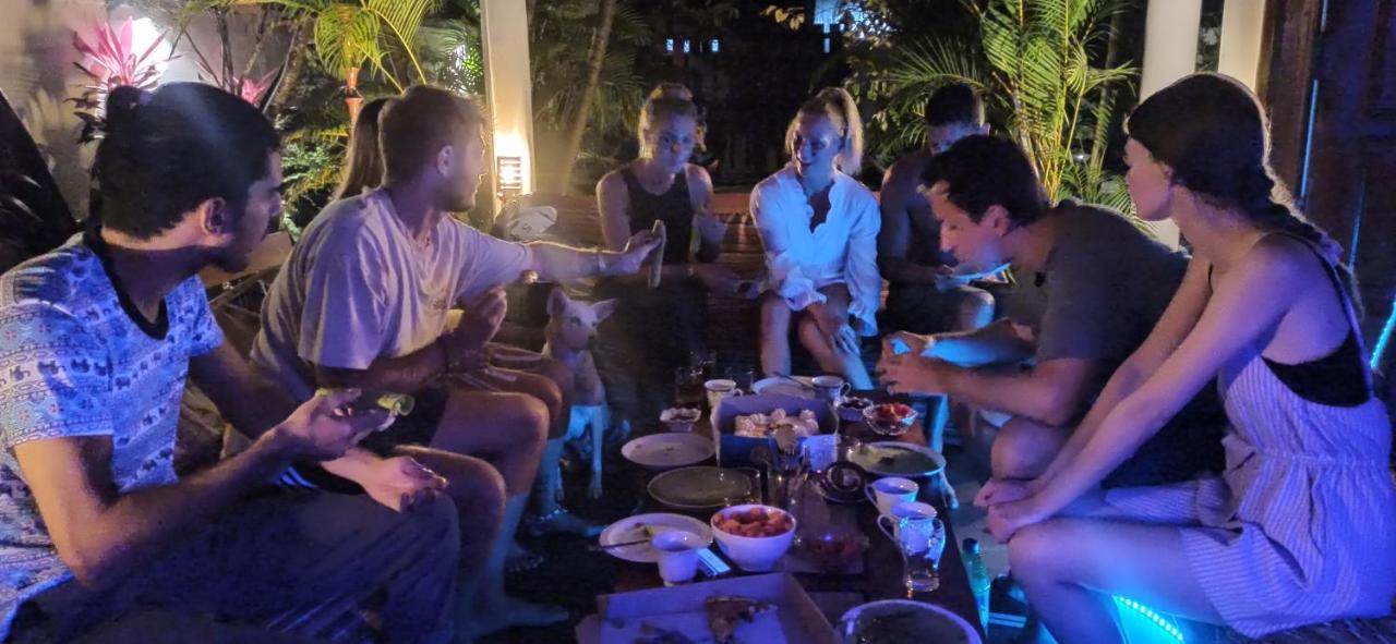 Rituale Guest House - Surf Yoga&Massage Mirissa Esterno foto